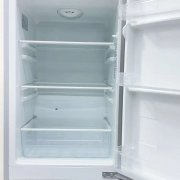 海尔冰箱，银色