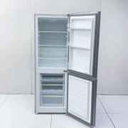 海尔冰箱，银色